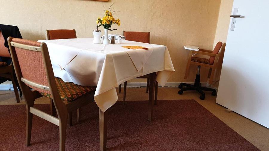 Itm Hotel Bettkaestchen Am Sachsenwald راينبك المظهر الخارجي الصورة
