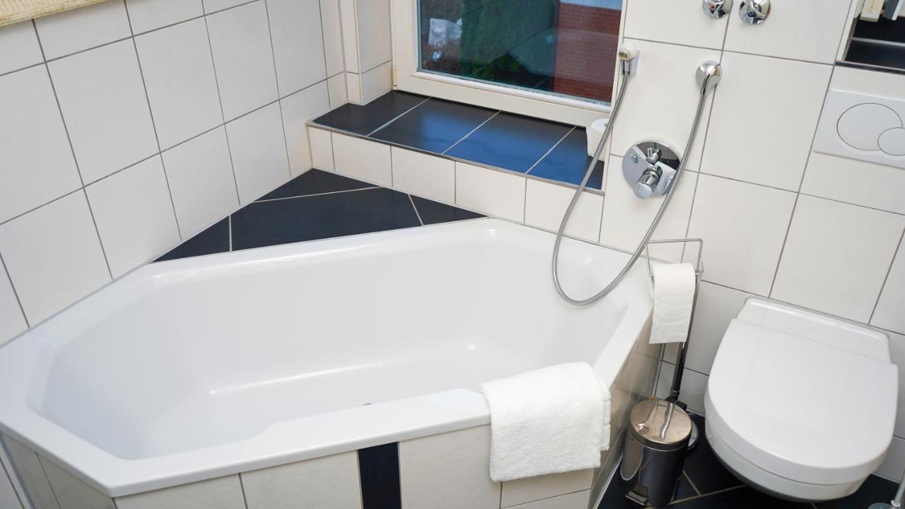 Itm Hotel Bettkaestchen Am Sachsenwald راينبك المظهر الخارجي الصورة