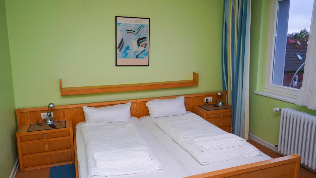 Itm Hotel Bettkaestchen Am Sachsenwald راينبك المظهر الخارجي الصورة