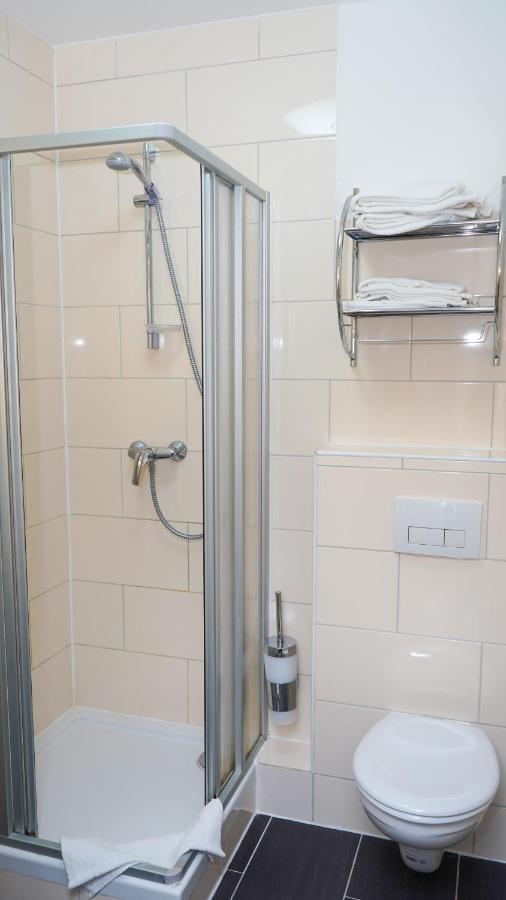 Itm Hotel Bettkaestchen Am Sachsenwald راينبك المظهر الخارجي الصورة